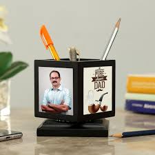 Classy Personalized Rotating Pen Stand